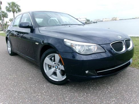 Used 2008 BMW 528xi Sedan AWD/4WD image 2