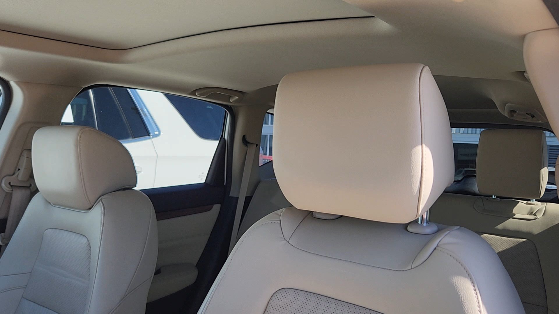 Used 2022 Honda CR-V EX-L image 10
