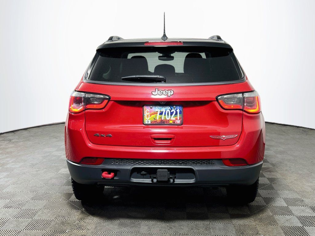 Used 2020 Jeep Compass Trailhawk w/ Leather Interior Group AWD/4WD image 6