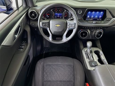 Used 2022 Chevrolet Blazer LT image 19