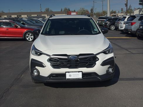 Used 2025 Subaru Crosstrek 2.5i Limited w/ Popular Package #3A AWD/4WD image 2