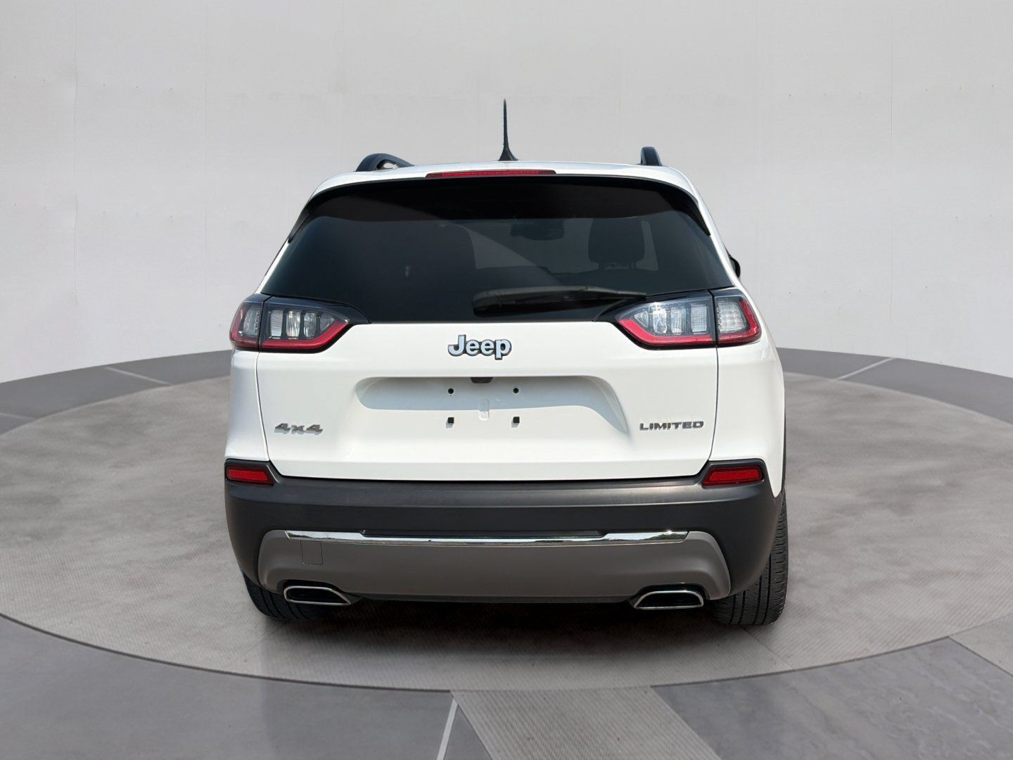 Used 2022 Jeep Cherokee Limited w/ Elite Package AWD/4WD image 6