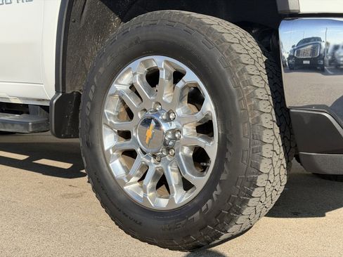 Used 2025 Chevrolet Silverado 3500 LTZ w/ LTZ Plus Package image 27