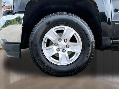 Used 2018 Chevrolet Silverado 1500 LT w/ All Star Edition RWD image 25