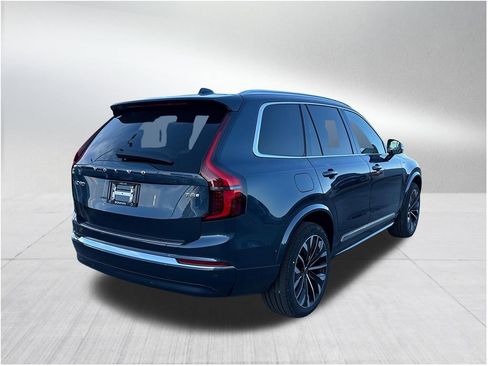 New 2026 Volvo XC90 T8 Ultra w/ Protection Package Premier image 4