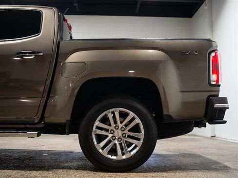 Used 2016 GMC Canyon SLT w/ Driver Alert Package AWD/4WD image 12