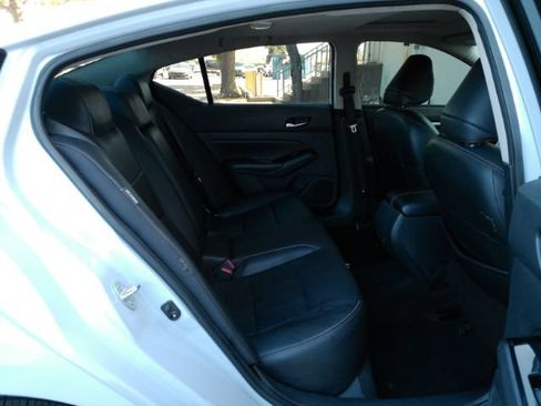 Used 2023 Nissan Altima 2.5 SR w/ SR Premium Package AWD/4WD image 22