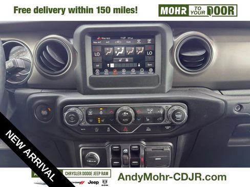 Used 2022 Jeep Gladiator Willys image 18