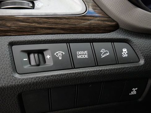 Used 2017 Hyundai Santa Fe Sport AWD/4WD image 23