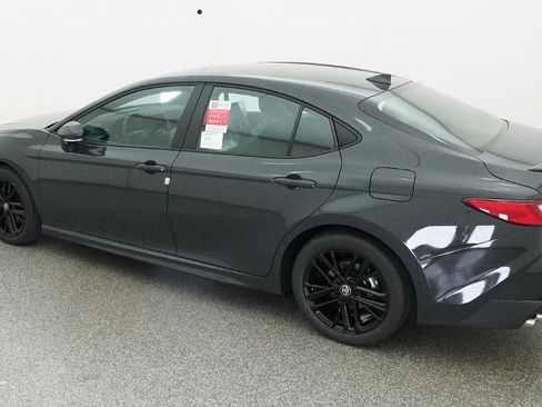New 2026 Toyota Camry SE FWD image 4