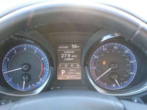 Used 2016 Toyota Corolla S image 19