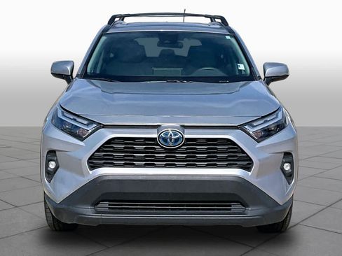 Used 2024 Toyota RAV4 XLE Premium AWD/4WD image 4