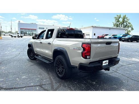 Used 2024 Chevrolet Colorado Trail Boss w/ Advanced Trailering Package AWD/4WD image 5