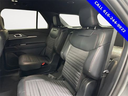 New 2026 Ford Explorer ST-Line image 21