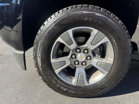 Used 2015 Chevrolet Colorado Z71 image 21