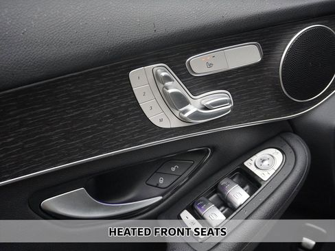 Used 2022 Mercedes-Benz GLC 300 GLC 300 w/ Premium Package Lite image 5