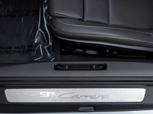Certified 2022 Porsche 911 Carrera image 29