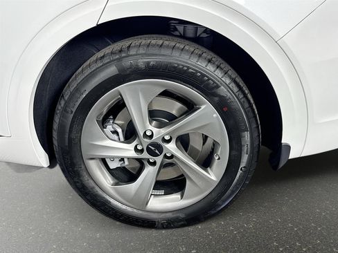 New 2026 Genesis GV70 2.5T Advanced w/ G1 Accessory Package image 33