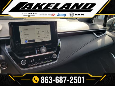 Used 2025 Toyota Corolla SE FWD image 19