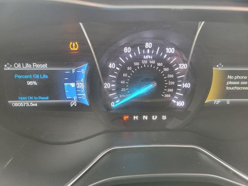 Used 2017 Ford Fusion SE w/ Fusion SE Technology Package FWD image 11