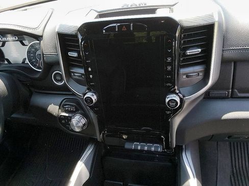 Used 2023 RAM 1500 Laramie AWD/4WD image 16