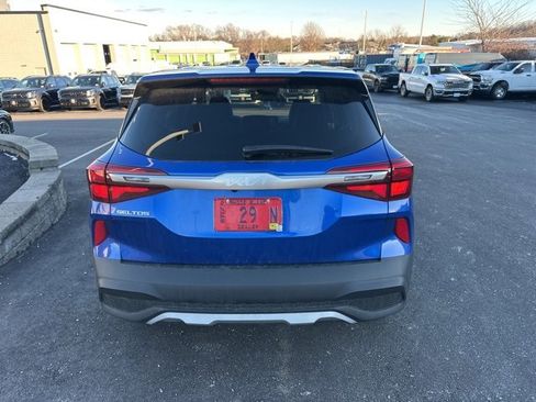 Used 2023 Kia Seltos LX image 3