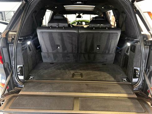 Used 2020 BMW X7 xDrive40i w/ M Sport Package image 27