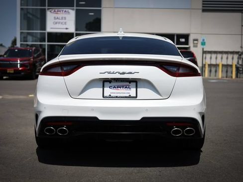 Used 2019 Kia Stinger GT1 RWD image 11