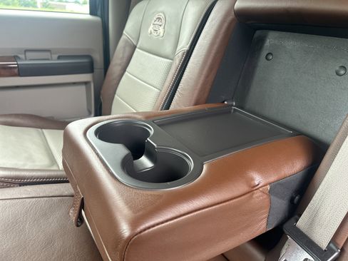 Used 2010 Ford F250 4x4 Crew Cab Super Duty image 27