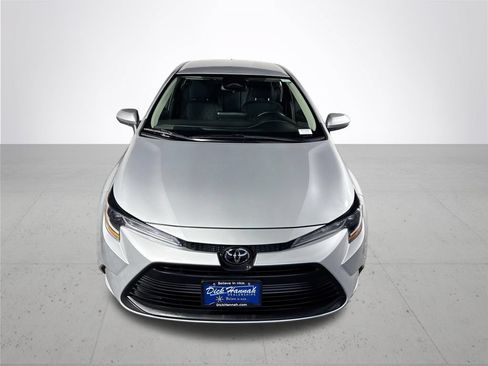 Used 2024 Toyota Corolla LE FWD image 3