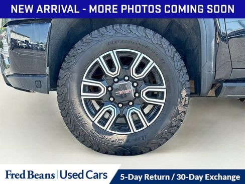 Used 2023 GMC Sierra 3500 AT4 w/ AT4 Preferred Package AWD/4WD image 12
