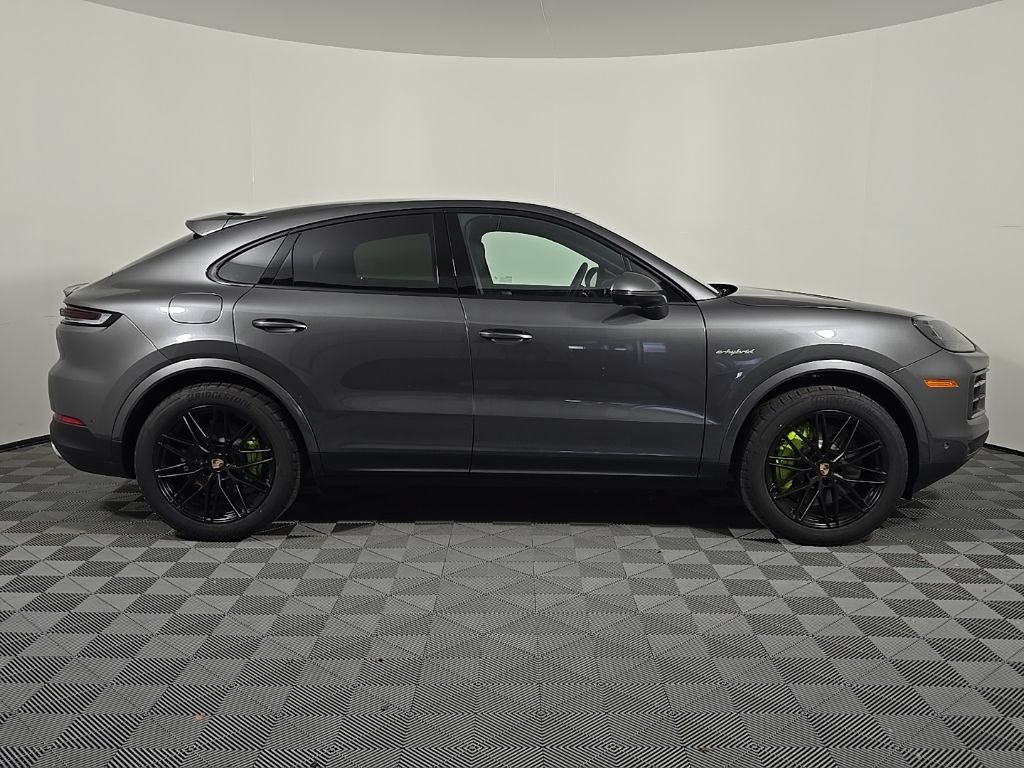 Certified 2025 Porsche Cayenne E-Hybrid Coupe AWD/4WD image 8