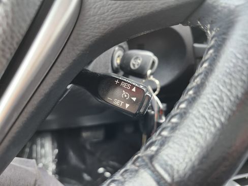 Used 2016 Toyota Corolla S image 33