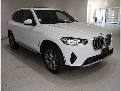 Used 2024 BMW X3 xDrive30i w/ Convenience Package w/ZPA AWD/4WD image 8