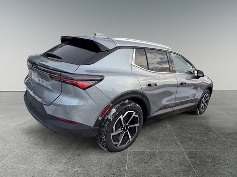 New 2026 Chevrolet Equinox EV LT image 5