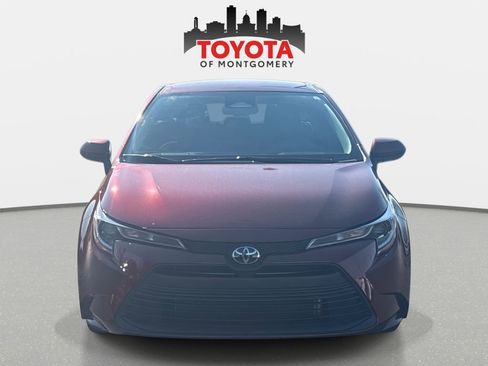 Used 2024 Toyota Corolla LE image 8