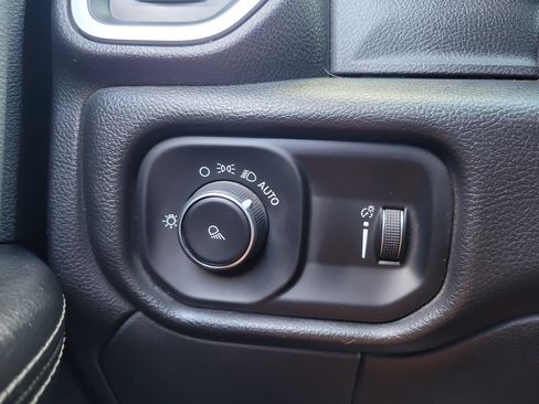 Used 2021 RAM 2500 Big Horn AWD/4WD image 31