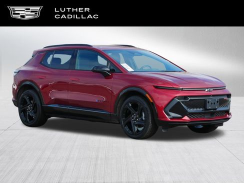 Used 2024 Chevrolet Equinox EV RS image 1