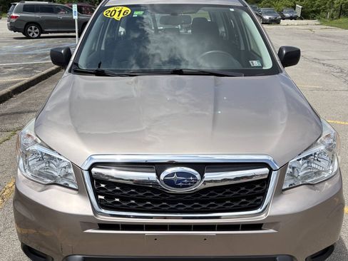 Used 2016 Subaru Forester 2.5i w/ Alloy Wheel Package AWD/4WD image 2