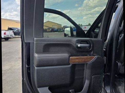 Used 2020 Chevrolet Silverado 3500 High Country w/ Technology Package AWD/4WD image 17