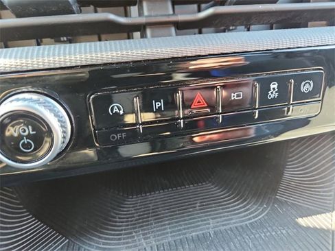 Used 2025 Ford Explorer ST-Line image 23