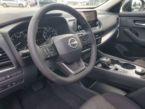 New 2026 Nissan Rogue SV image 14