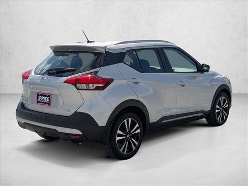 Used 2020 Nissan Kicks SR FWD image 5