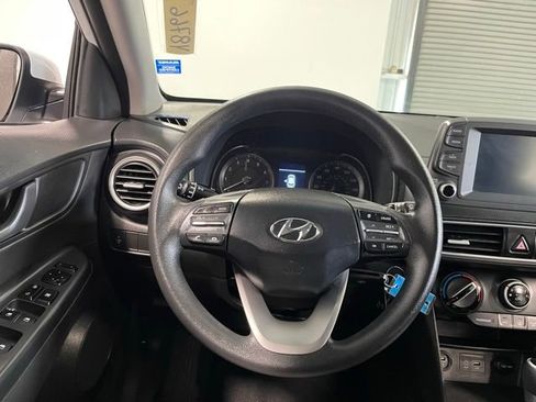 Used 2019 Hyundai Kona SE w/ Cargo Package image 21