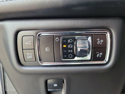 Used 2023 Lincoln Nautilus Reserve w/ Equipment Group 202A AWD/4WD image 20