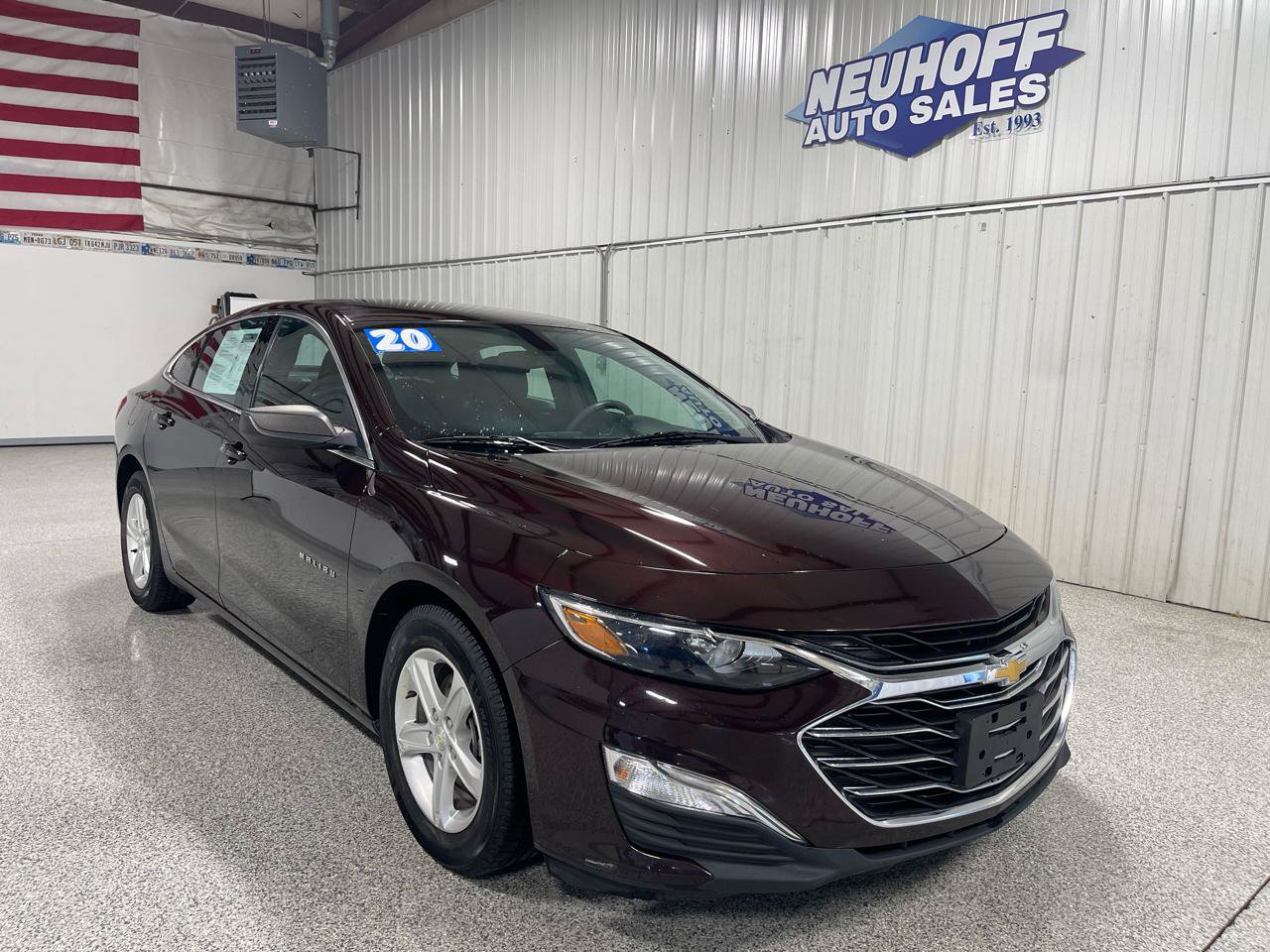 Used 2020 Chevrolet Malibu LS FWD image 2