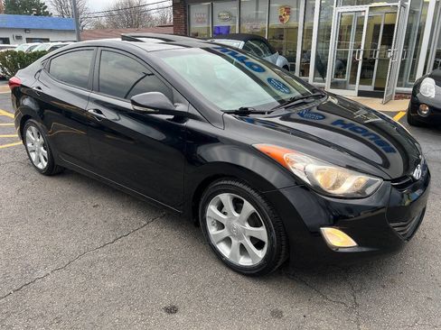 Used 2012 Hyundai Elantra Limited FWD image 4
