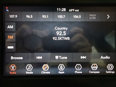 Used 2020 Jeep Cherokee Latitude Plus FWD image 14