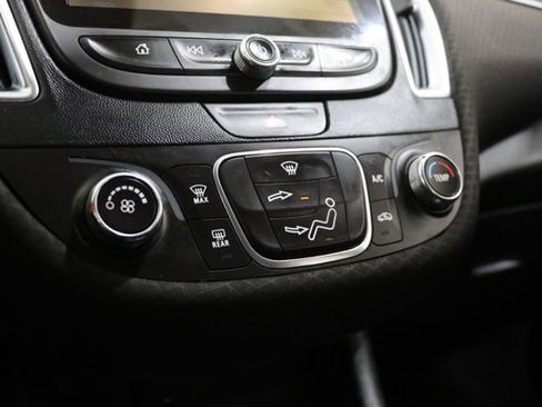 Used 2016 Chevrolet Malibu LT FWD image 26