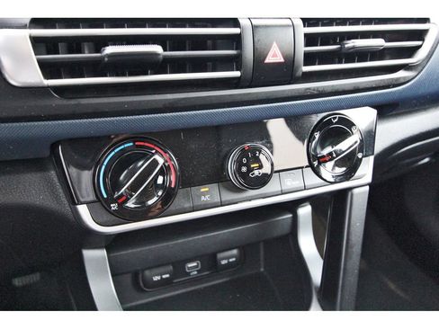 Used 2021 Kia Seltos S FWD image 24